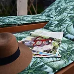 Wave N' Sea With A Private Pool Daire Dubrovnik