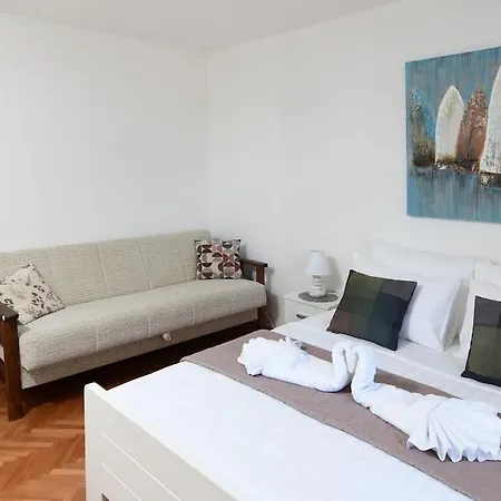 Wave N' Sea With A Private Pool *