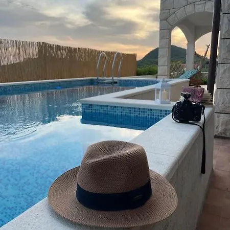 Wave N' Sea With A Private Pool * Dubrovnik