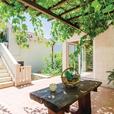 Wave N' Sea With A Private Pool دوبروفينك