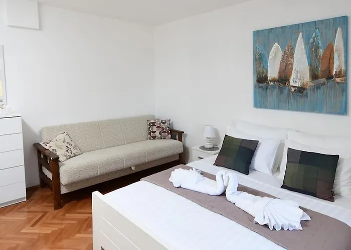 Wave N' Sea With A Private Pool *