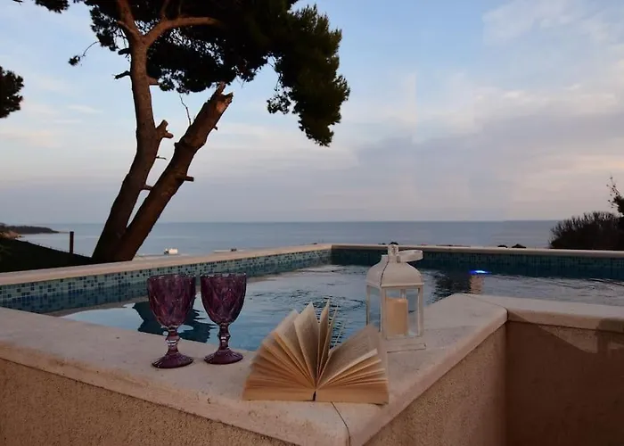 アパート Wave N' Sea With A Private Pool *