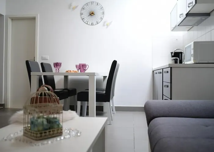 Wave N' Sea With A Private Pool * ドゥブロブニク