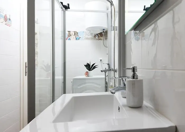 Wave N' Sea With A Private Pool Apartment