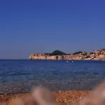 Wave N' Sea With A Private Pool