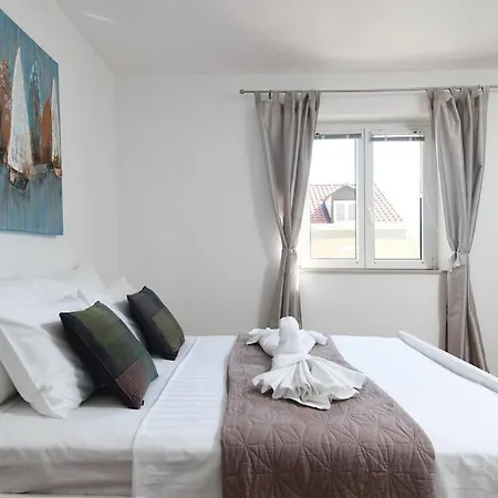 Wave N' Sea With A Private Pool Апартаменты *