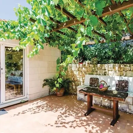 Wave N' Sea With A Private Pool *